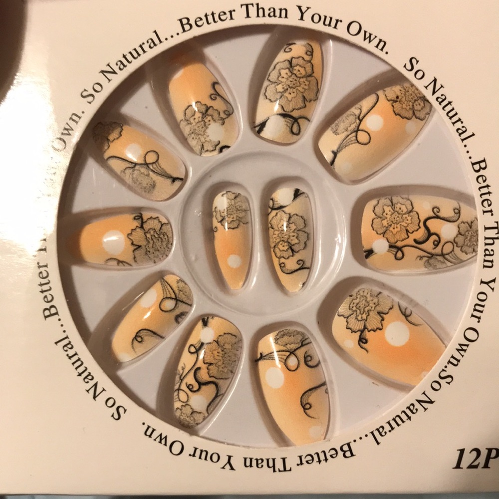 Nails - Picture 5 of 5